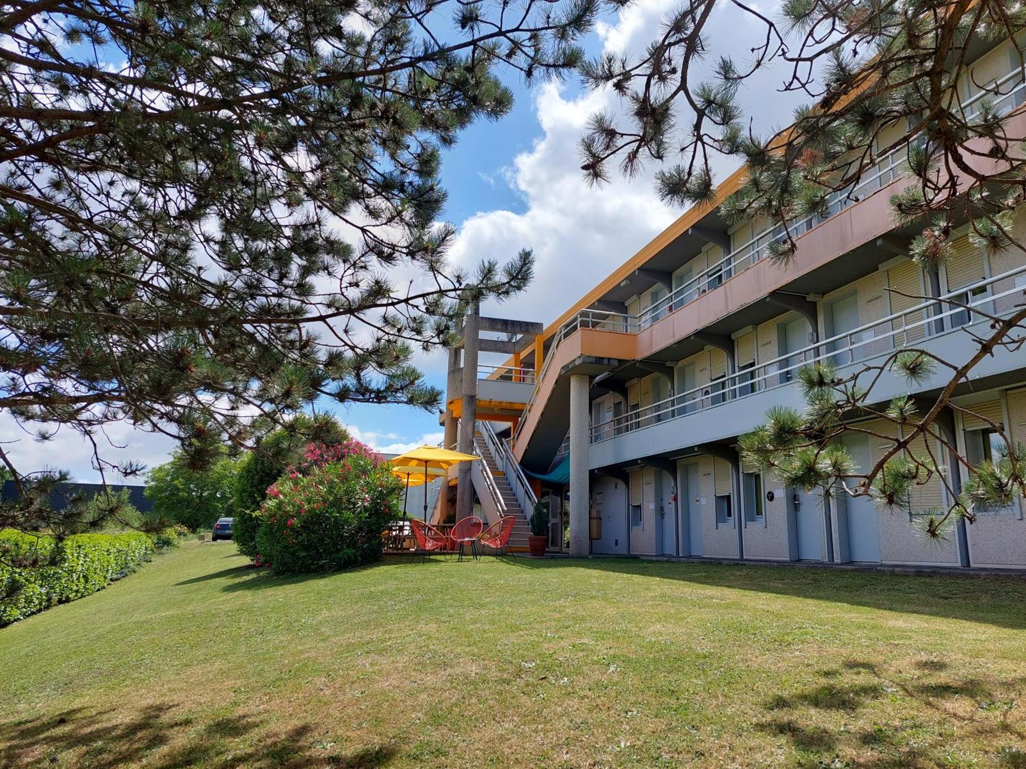 Premiere Classe Saintes Exterior photo
