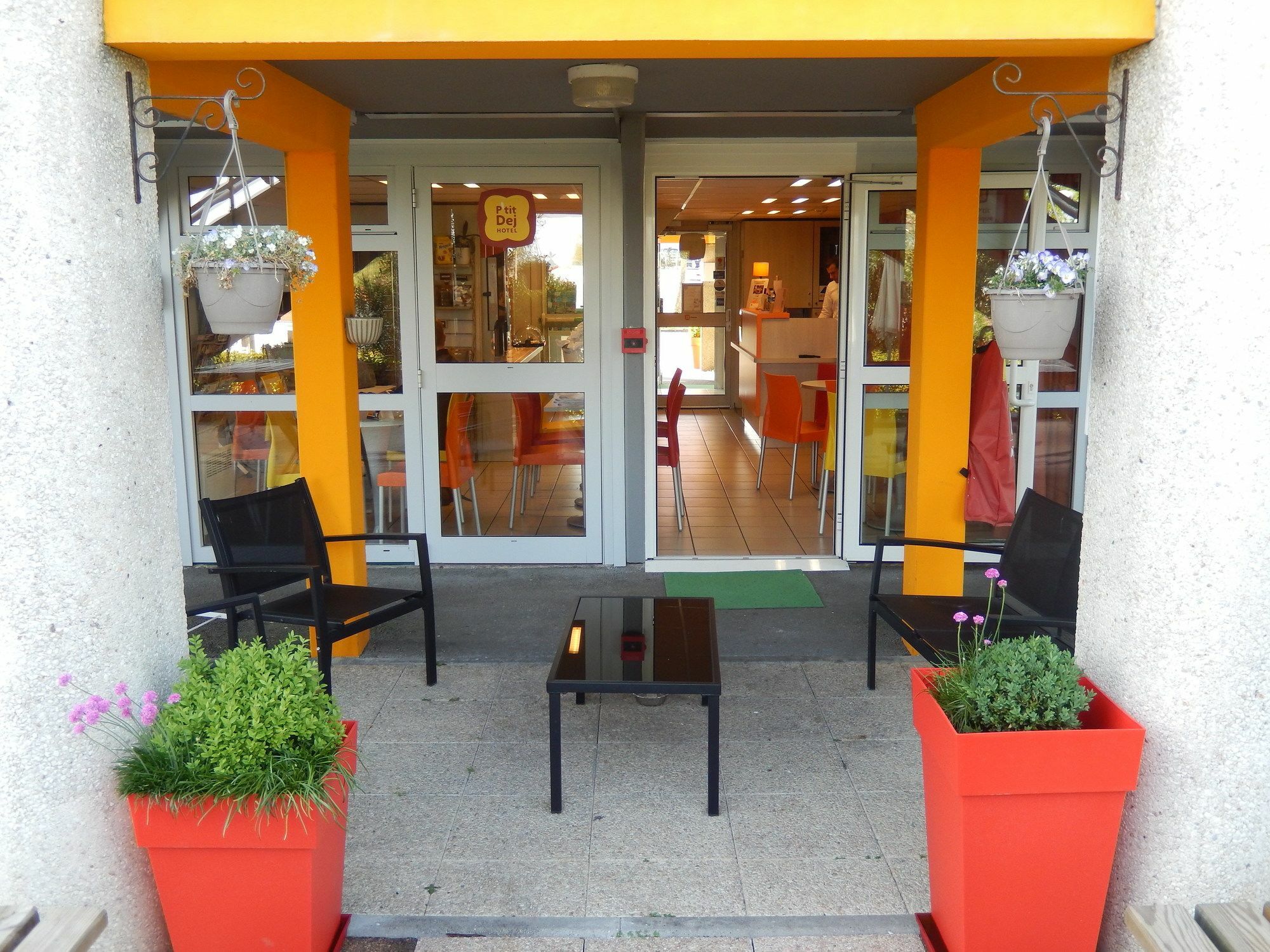 Premiere Classe Saintes Exterior photo